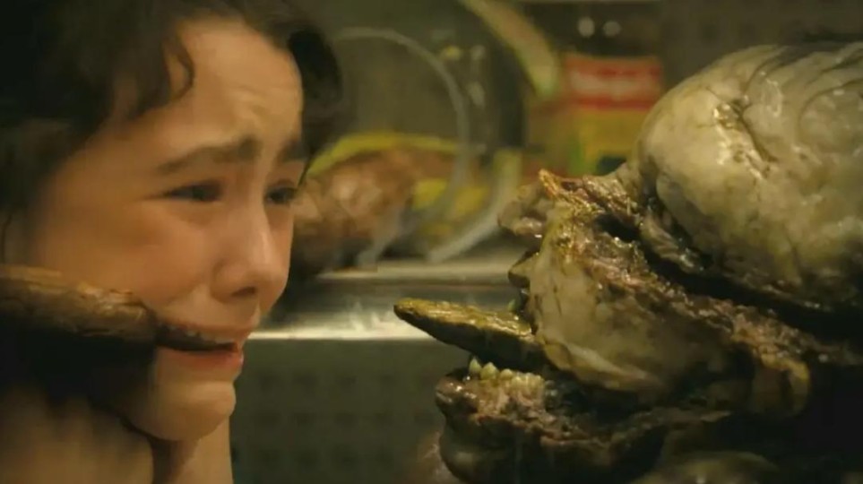 刚播两集就飙到9分，提前预定年度剧王！